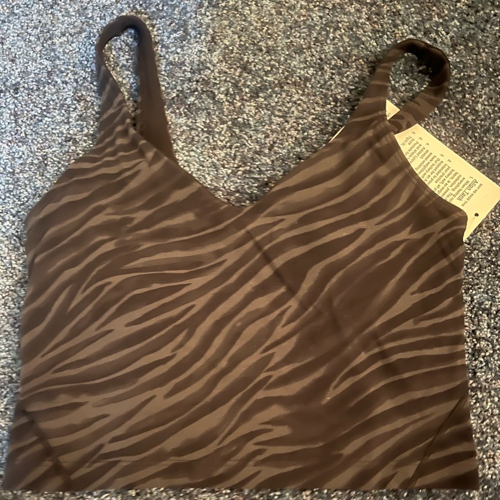 Lulu align zebra tank size 6 NWT